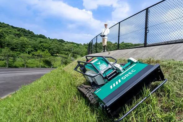 ラジコン草刈機の画像1